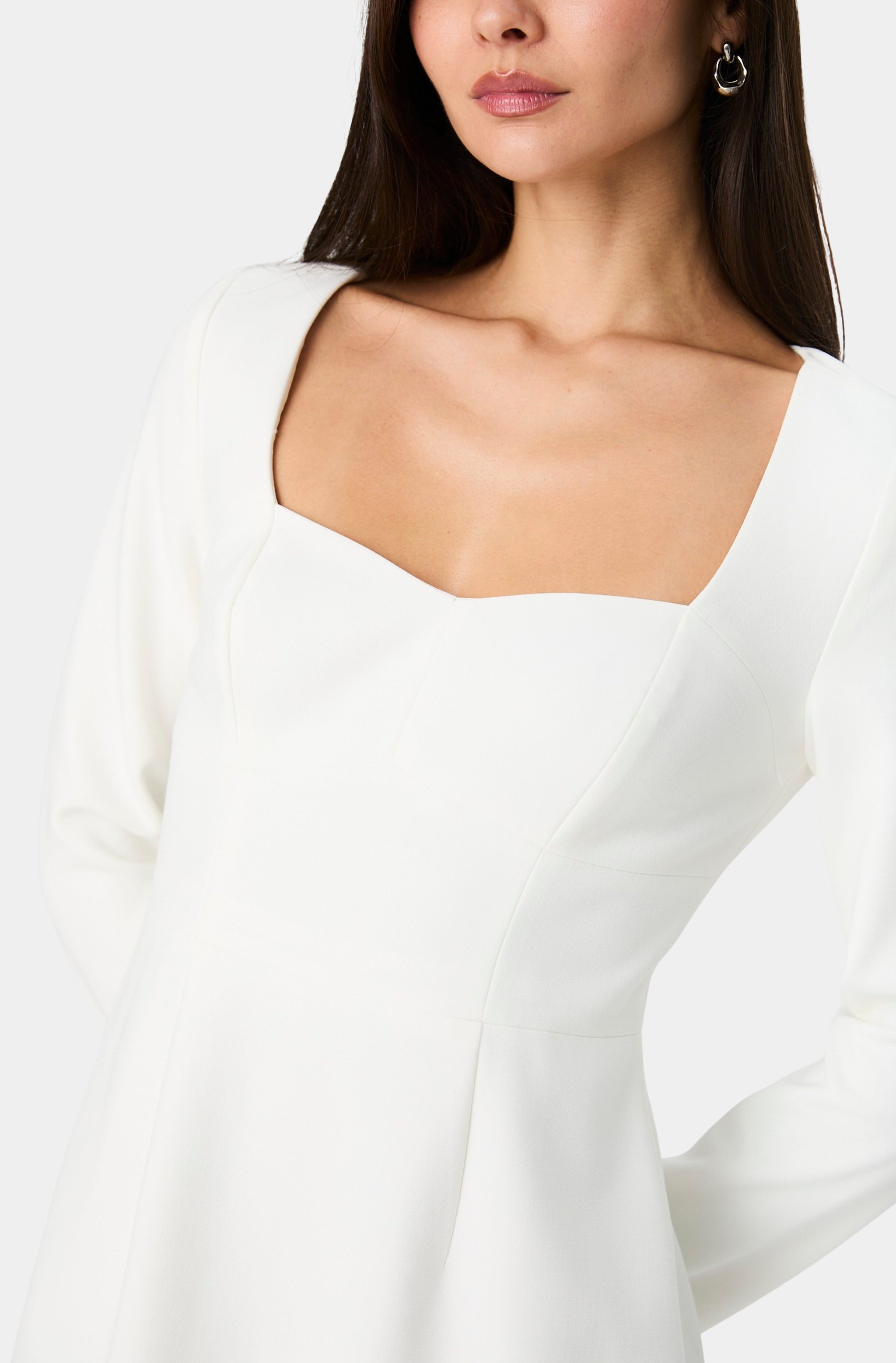 Whisper Sweetheart Long Sleeve Mini Dress – Hemline Woodway