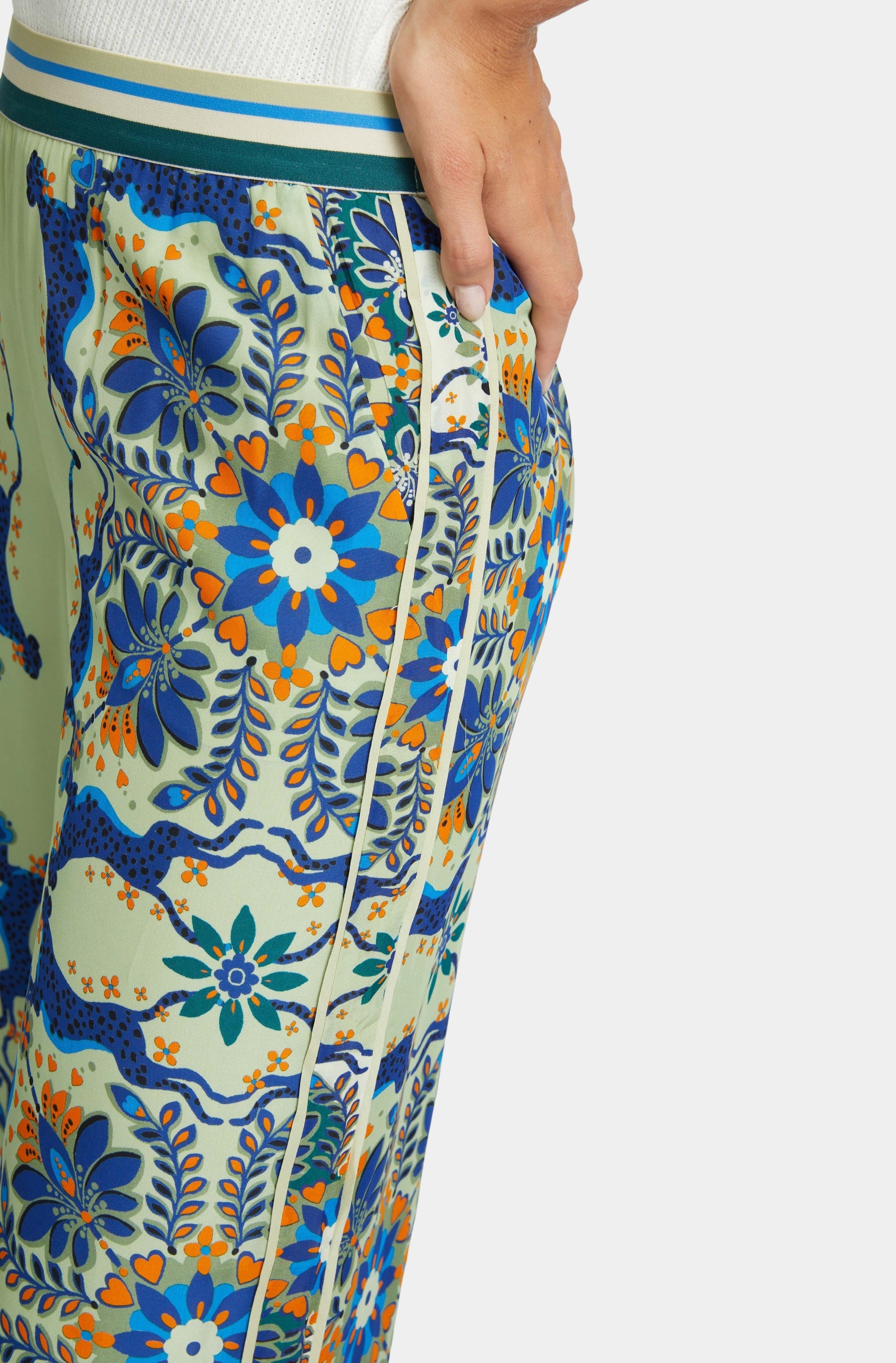 Max Wildcat Tapestry Pant