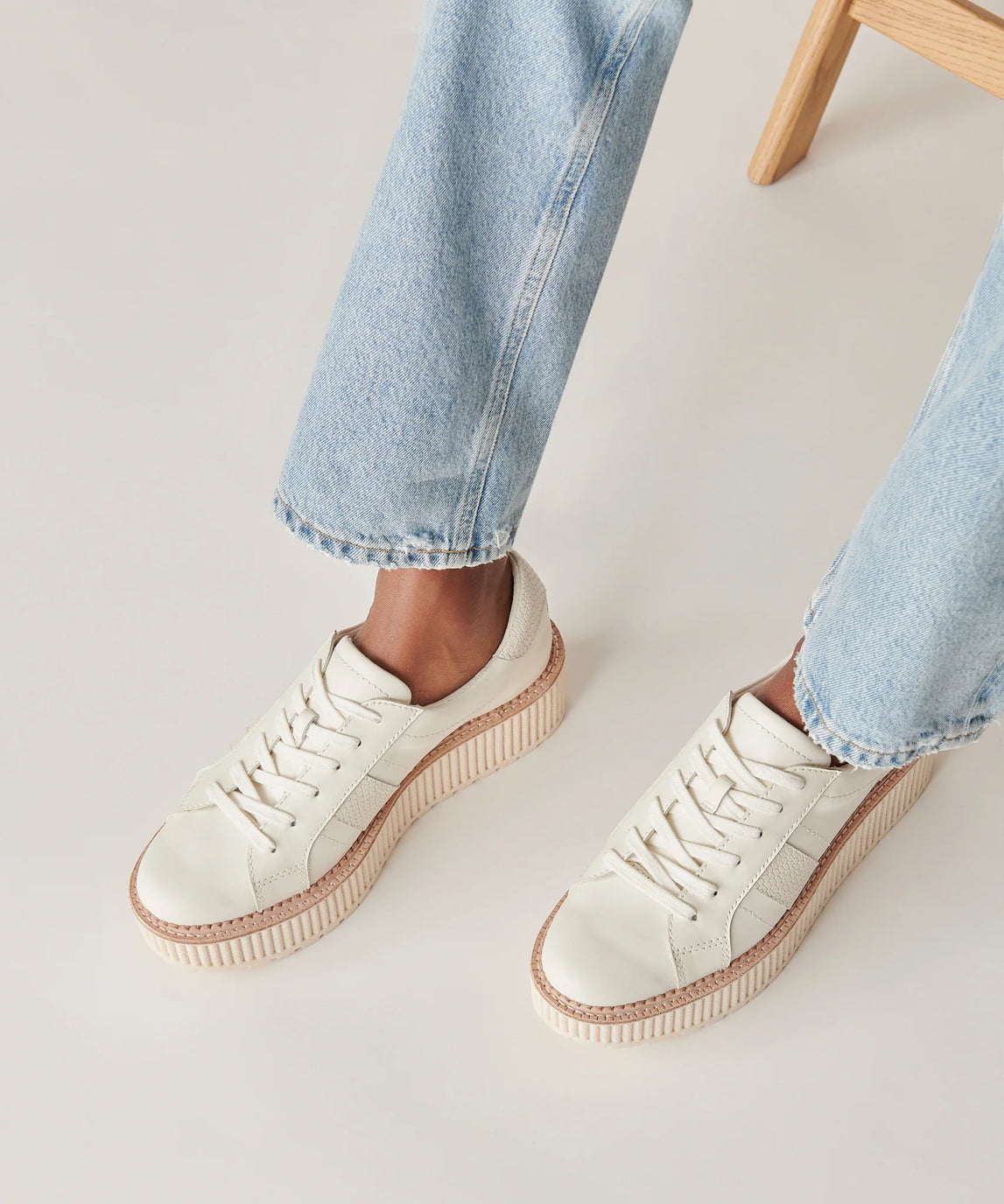 Tiger Sneaker