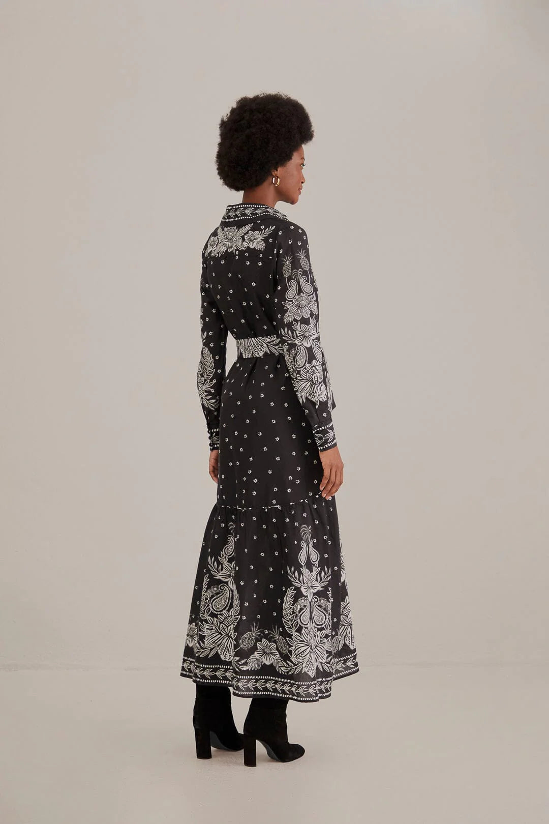 Black Paisley Bloom Maxi – Hemline Dress Woodway