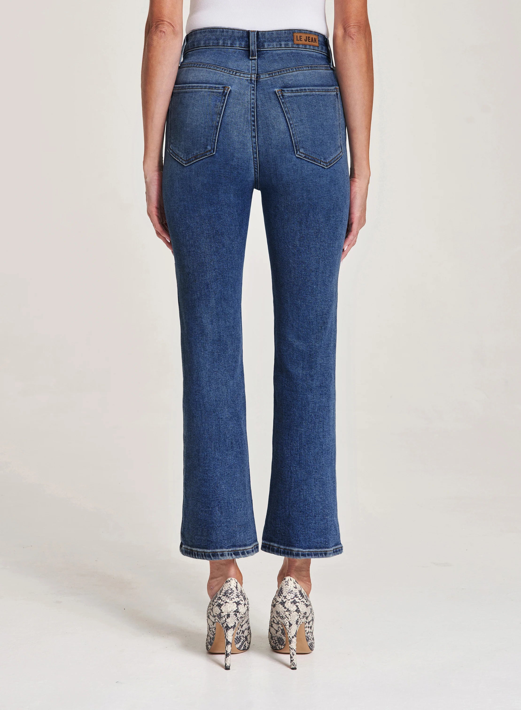 Bella Crop Flare