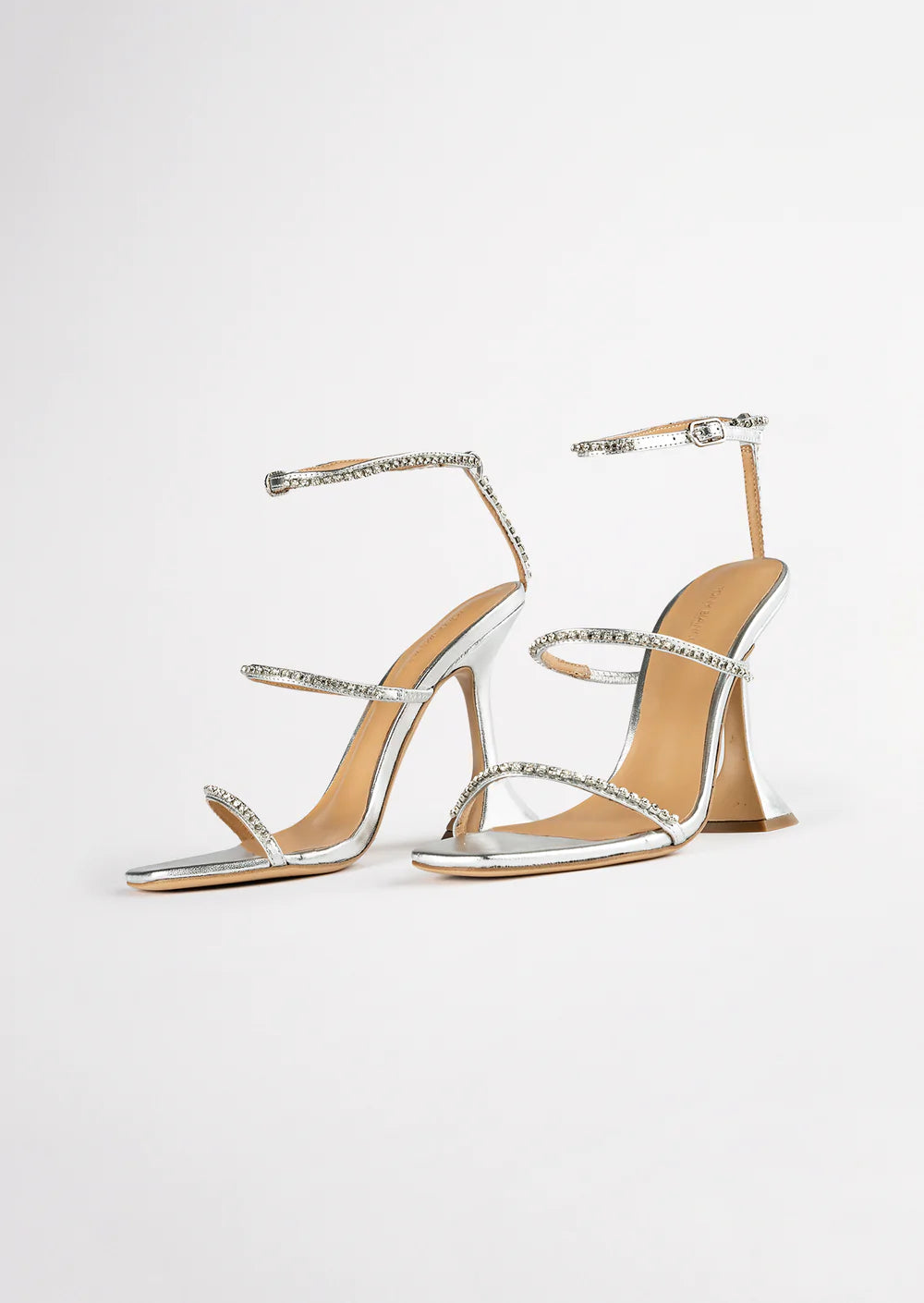 Shy Heel