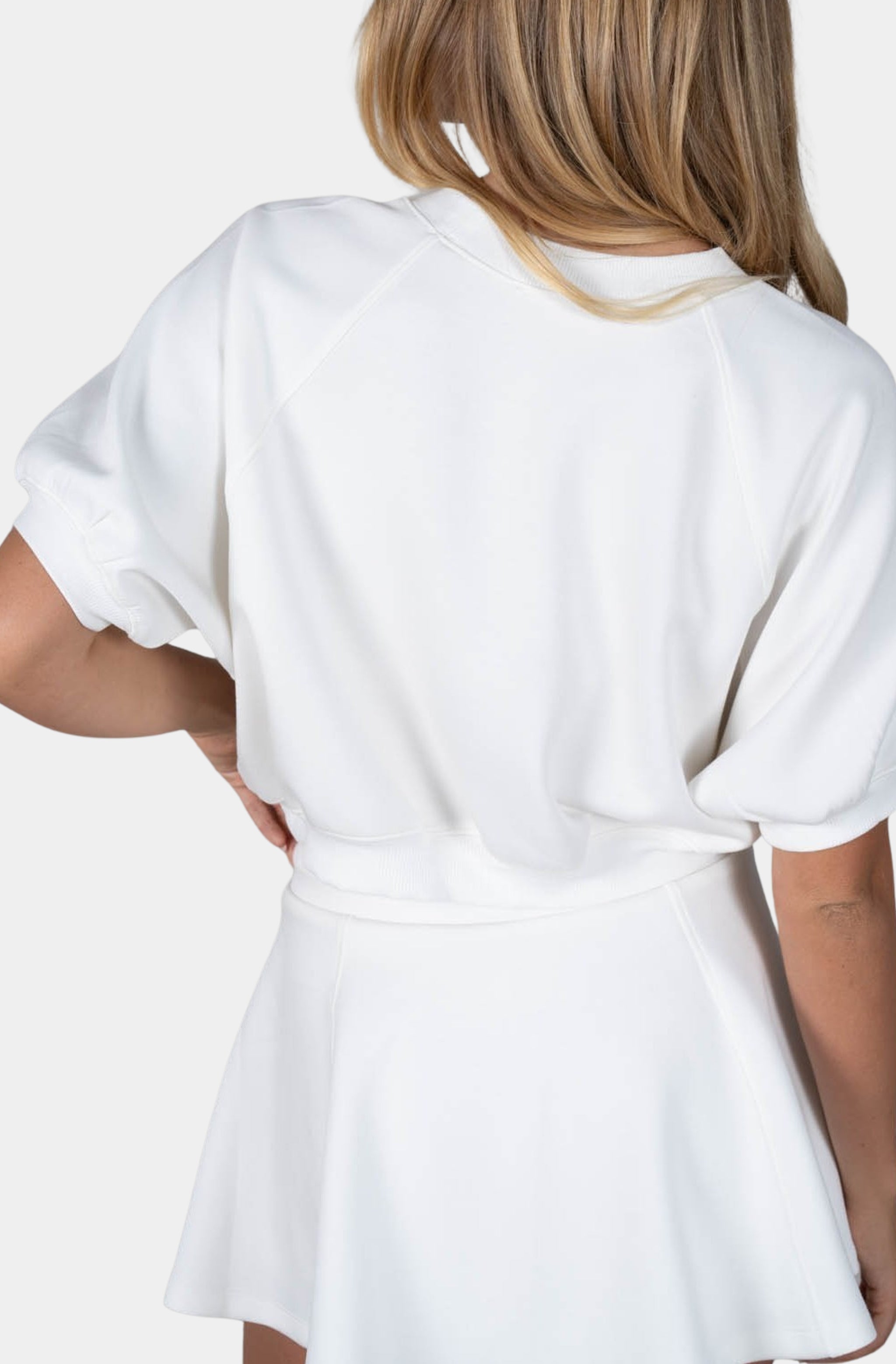 Lynnel Sweatshirt