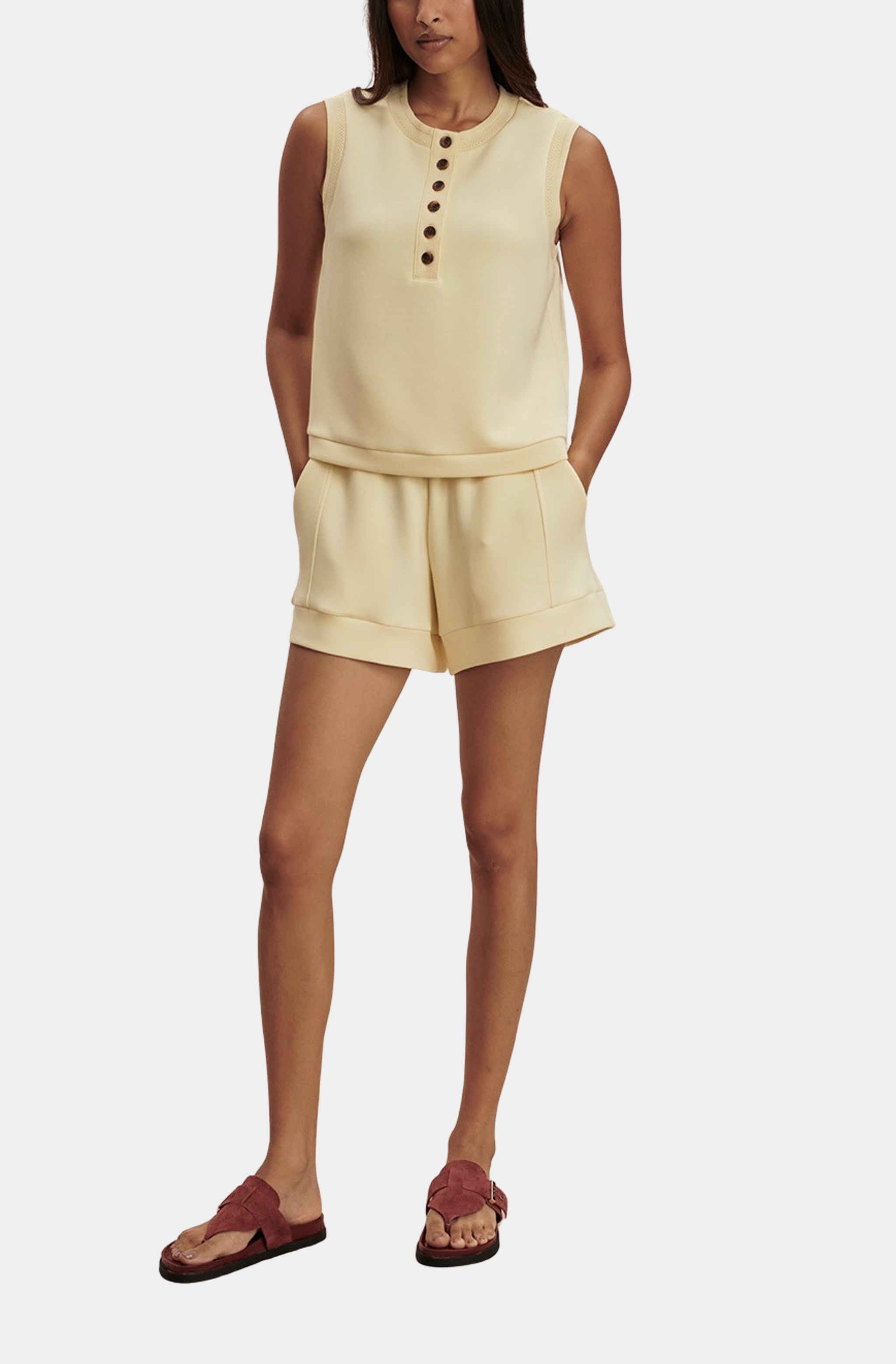 Atrium High Rise Short 4.5