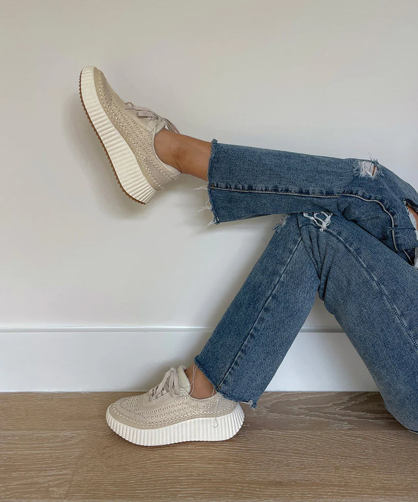 Dolen Sneaker